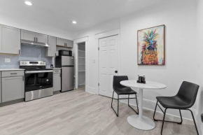 Modern And Comfortable Apartment